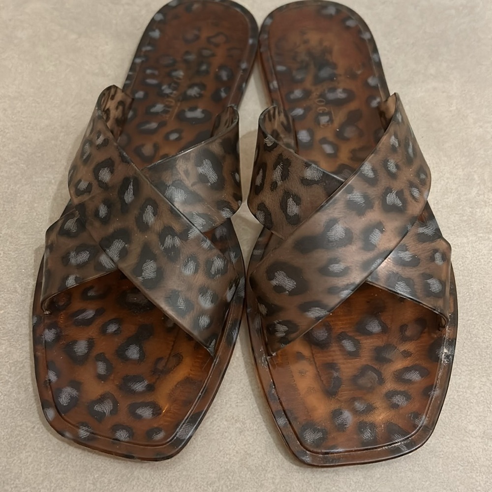 Anthropologie Leopard Jelly Sandals 8